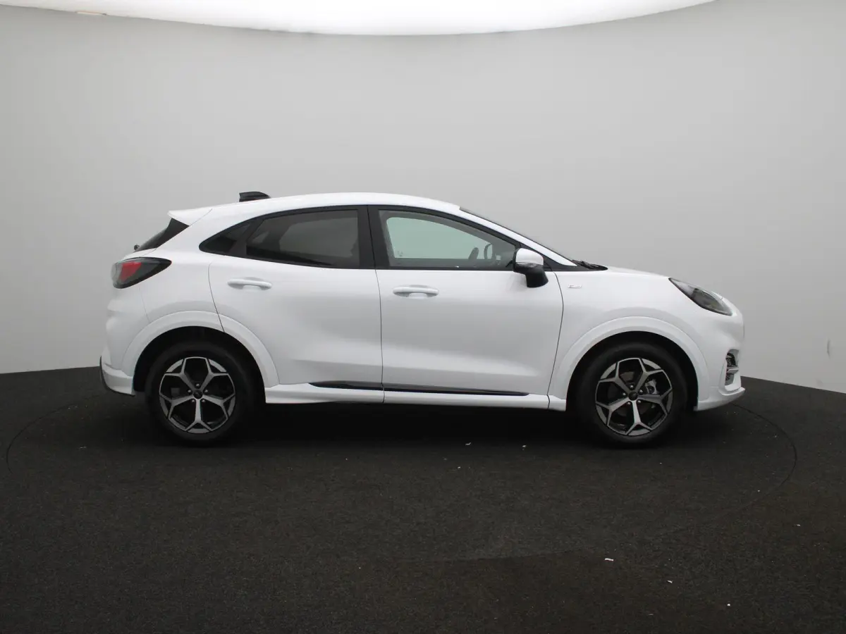 1.0 EcoBoost ST-Line | UIT VOORRAAD LEVERBAAR | Winter Pack | Keyless Entry | Elektrische achterklep |