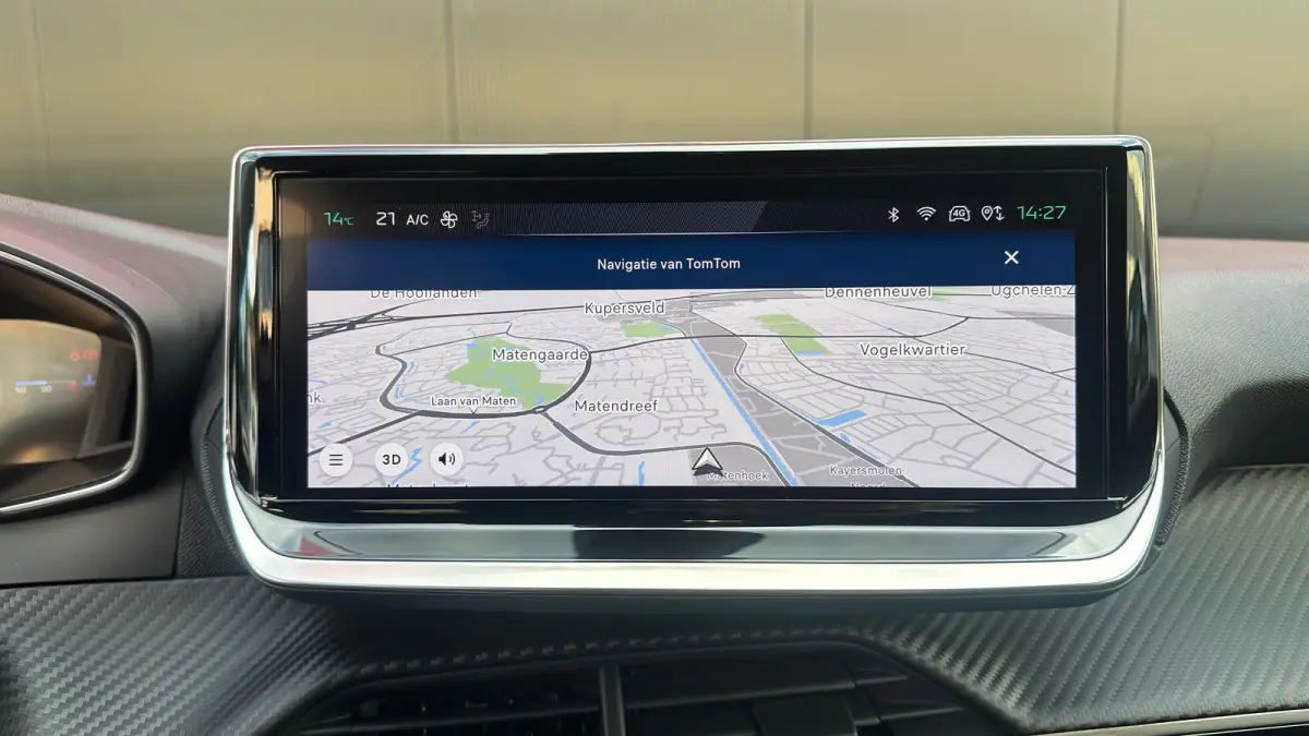1.2 PureTech 100 Allure | Apple Carplay / Android Auto | Navigatie | Camera | Cruise Control | | Achterbank in delen neerklapbaar | Achteruitrijcamera | Apple Carplay/Android Auto|telefoonin