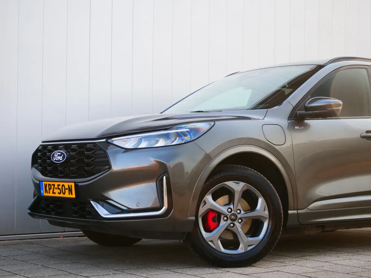 2.5 PHEV ST-Line X 243 Pk Automaat Navi / DAB / Camera's / Trekhaak / Pano-dak
