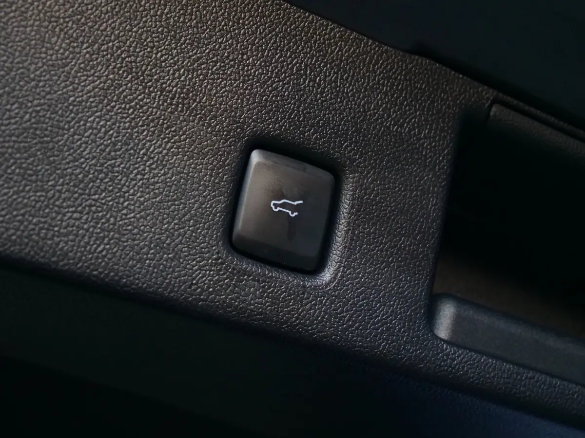 2.5 PHEV ST-Line X 243 Pk Automaat Navi / DAB / Camera's / Trekhaak / Pano-dak