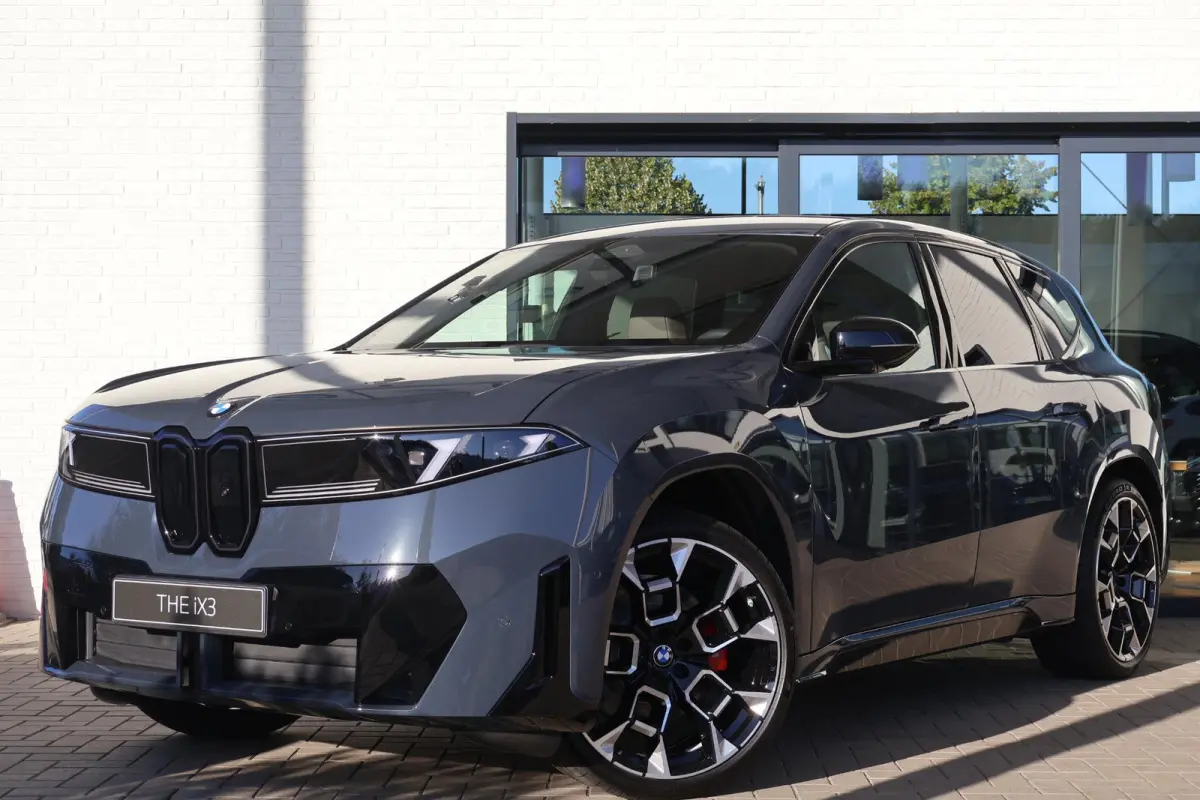 40 eDrive M Sportpakket Pro | Innovation Pack | Panoramadak