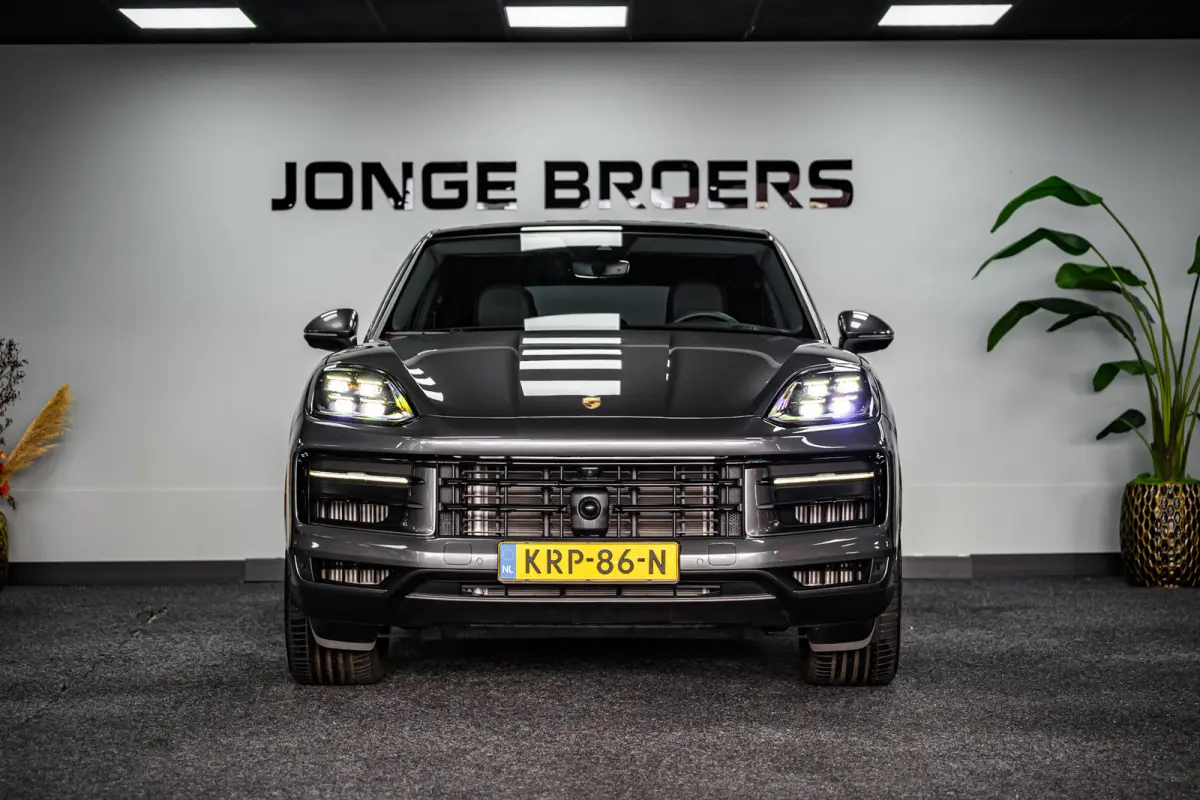 3.0 S E-Hybrid Black Edition Pano/InnoDrive/HUD/360/Luchtvering/Massage