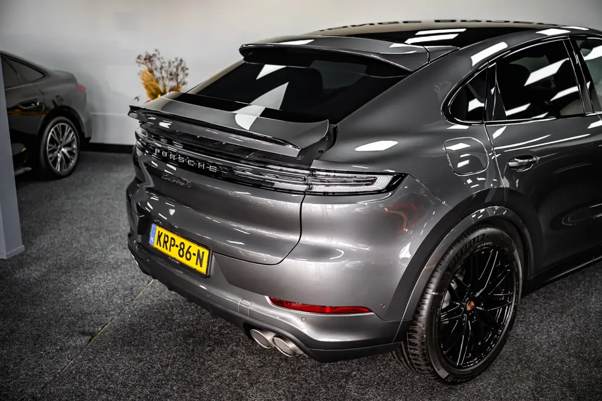 3.0 S E-Hybrid Black Edition Pano/InnoDrive/HUD/360/Luchtvering/Massage
