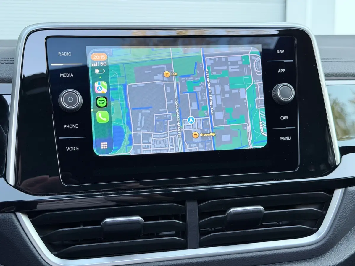 1.5 TSI 3x R-Line Pano/AppleCar/Keyless