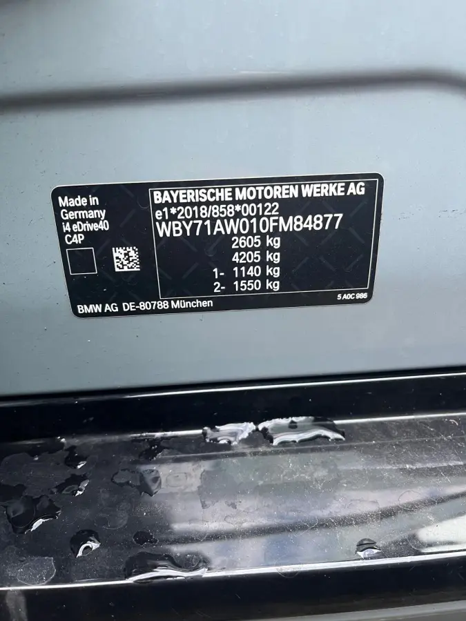 eDrive40 High Executive 84 kWh / ELEKTROMOTOR DEFECT / SOH NO POSI/