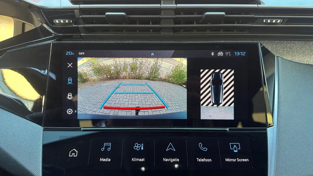 1.2 PureTech Allure | Navigatie | Apple Carplay / Android Auto | Camera | Cruise Control | | Achteruitrijcamera | Apple Carplay/Android Auto|telefoonintegratie premium | Bestuurdersstoel in 