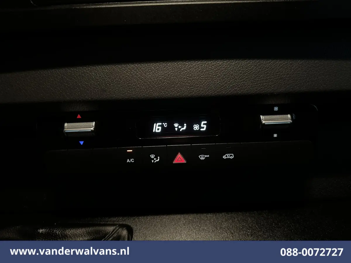 214 CDI 143pk L2H2 Euro6 Airco | Camera | Apple Carplay | Chauffeursstoel Android Auto, Bijrijdersbank