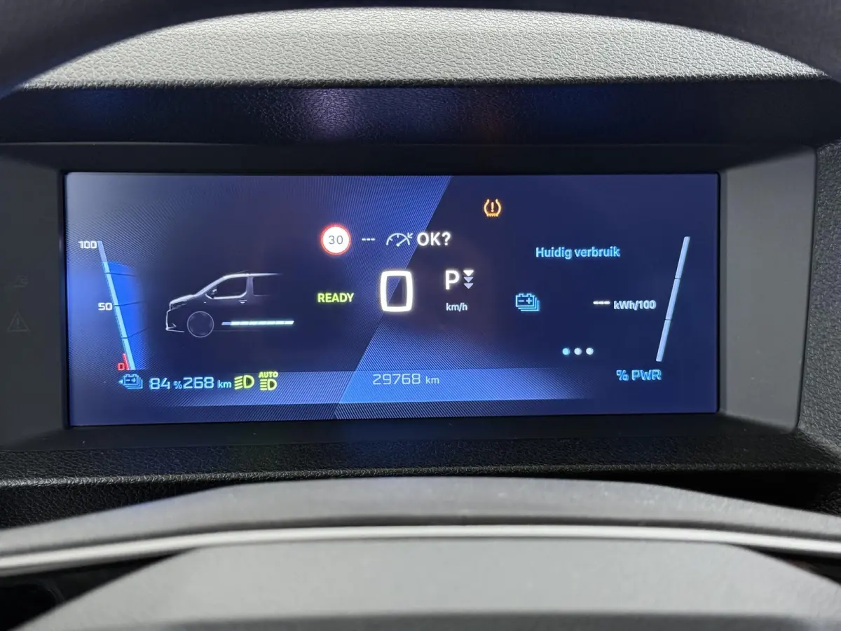 Long 75 kWh L3 9pl | SOH 95% | CAMERA | NAVIGATIE | BTW VERREKENBAAR | LED | CLIMA | FABRIEKSGARANTIE TOT 11-2027 | ALL-IN PRIJS
