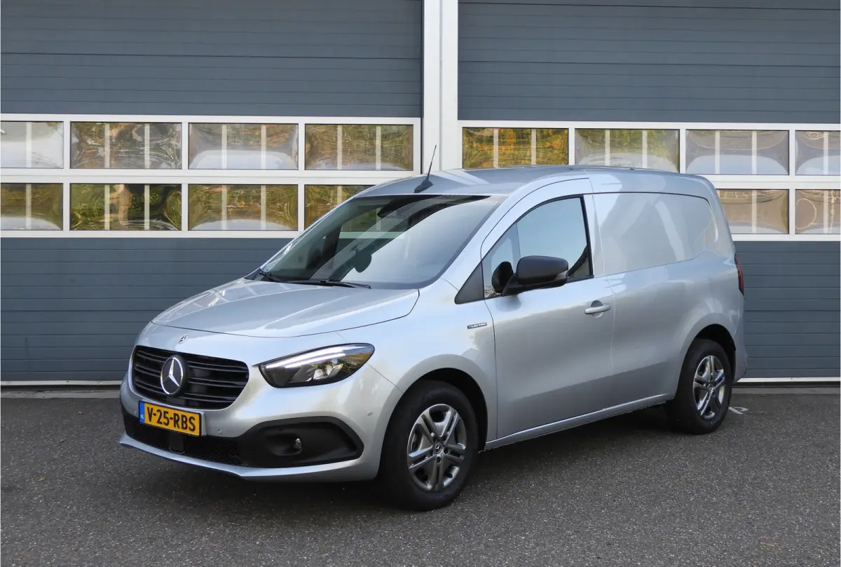 112 Select L1 51 kWh | MBUX | LED | CAMERA | CRUISE CONTROL