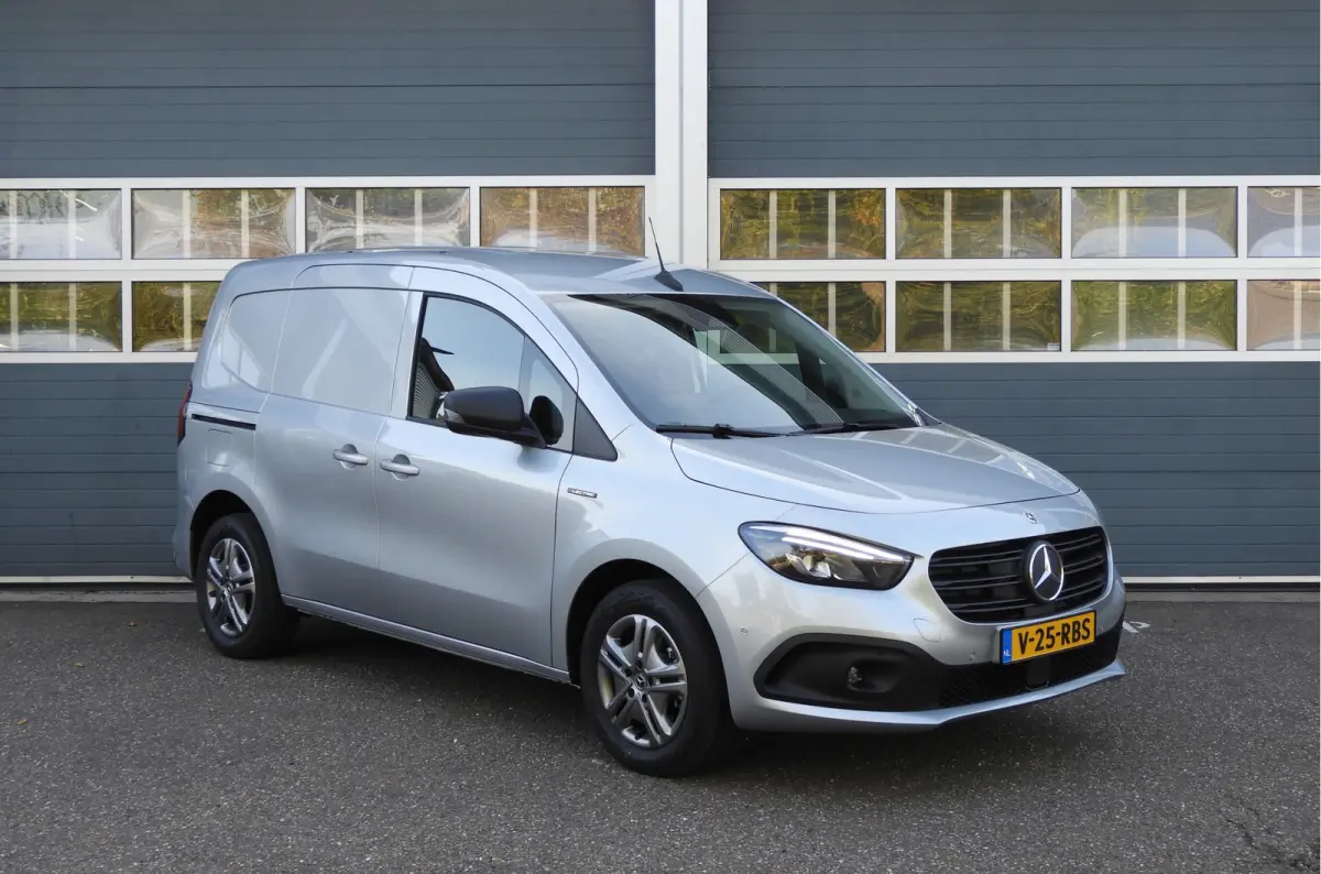 112 Select L1 51 kWh | MBUX | LED | CAMERA | CRUISE CONTROL