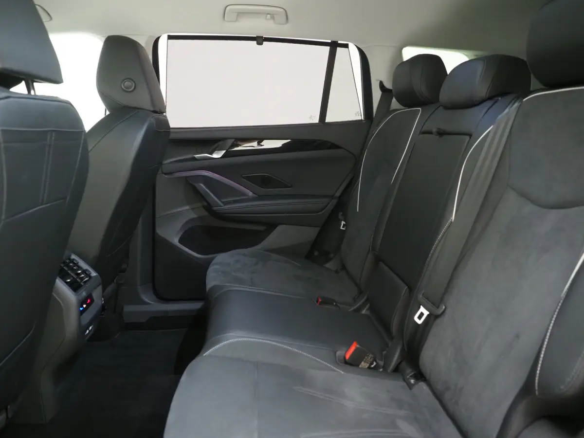 1.5 eHybrid Elegance 272PK | Leder/Alcantara | Trekhaak | Massage | 360 | Sfeerlicht | Adaptive Cruise | Matrix