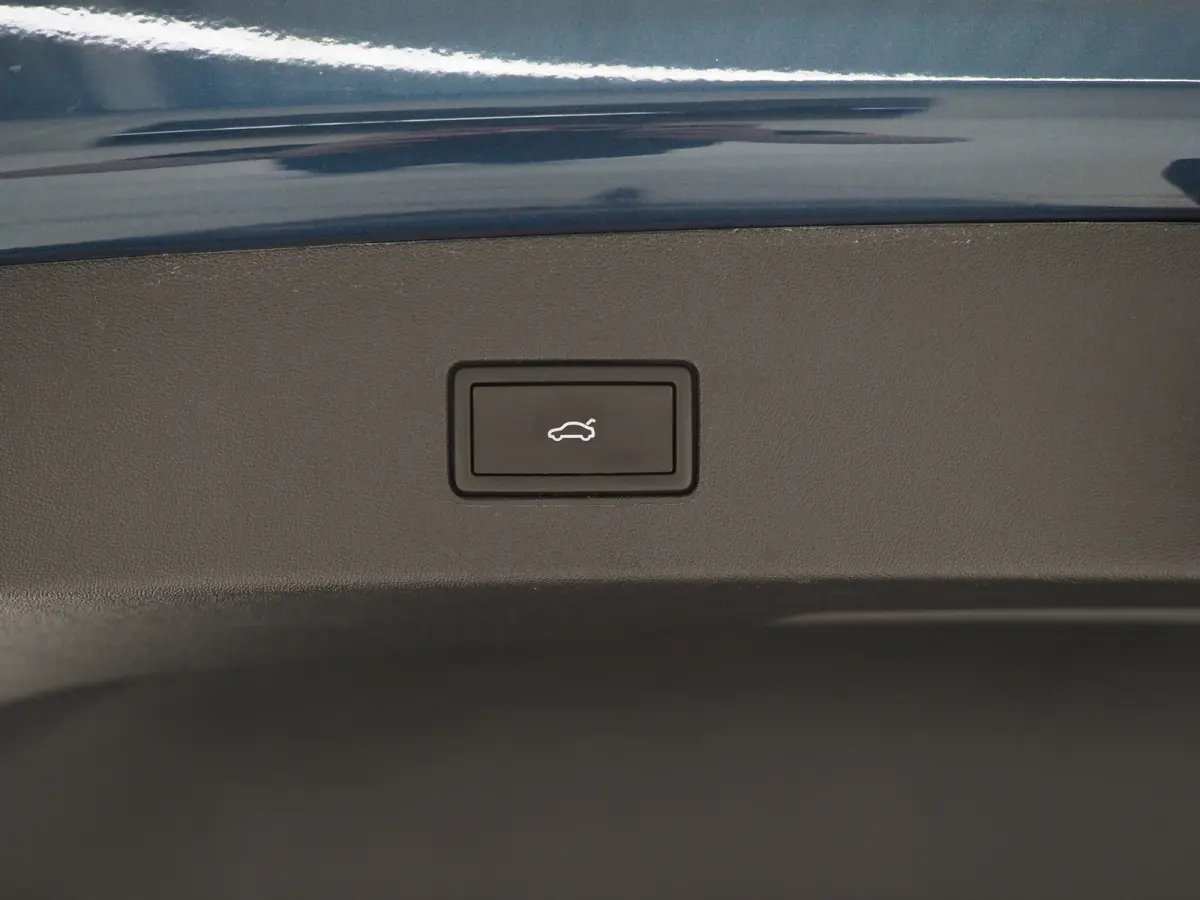 1.5 eHybrid Elegance 272PK | Leder/Alcantara | Trekhaak | Massage | 360 | Sfeerlicht | Adaptive Cruise | Matrix