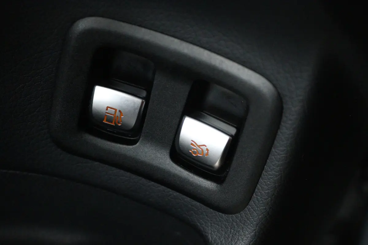 4MATIC Premium Plus (PANORAMADAK, SFEERVERLICHTING, CAMERA, ELEKT. STOELEN)