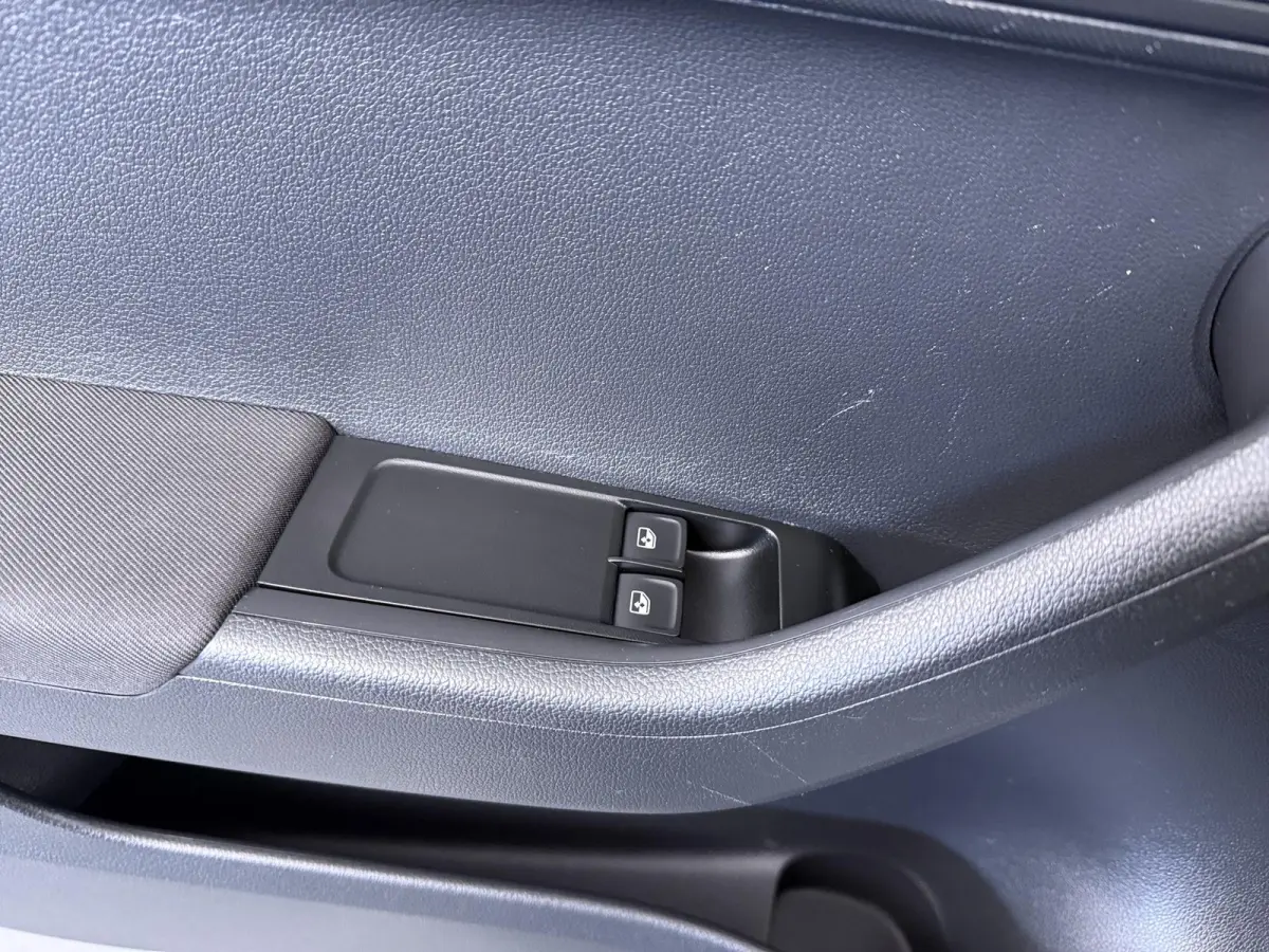 1.0 TSI Business Edition | Apple Carplay/Android Auto | Parkeersensoren voor & achter |