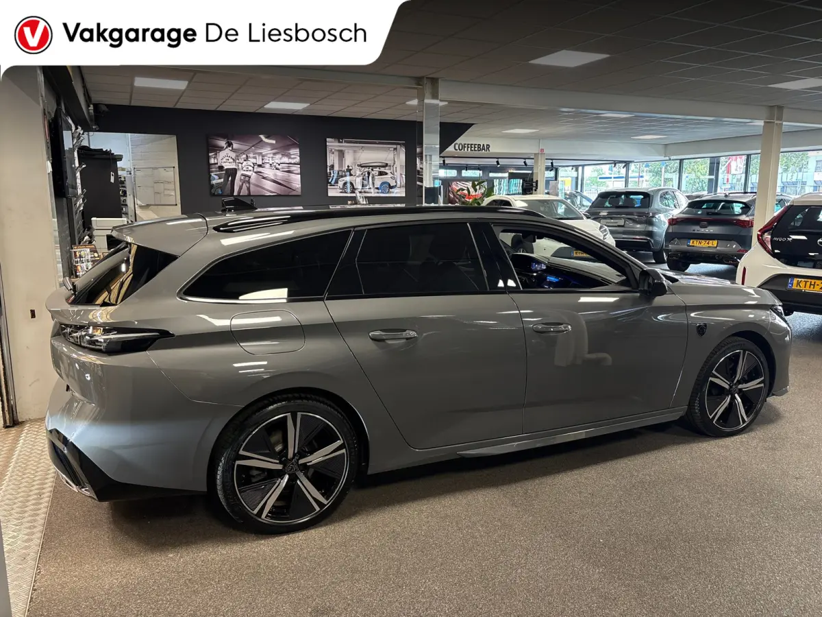 1.6 Plug-in Hybrid 180 Allure Avantage GT / navi / 8 jaar fabrieks garantie / camera