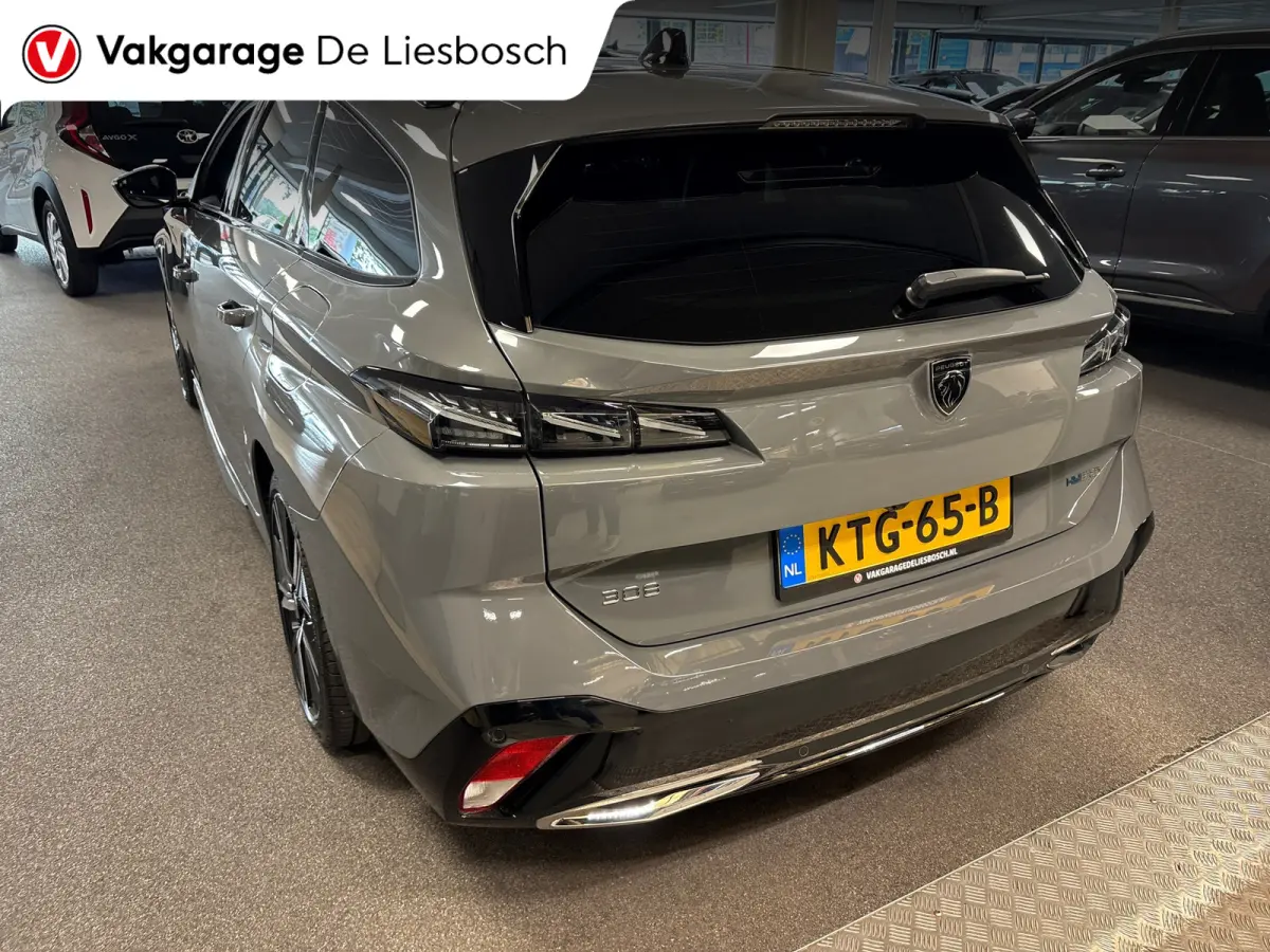 1.6 Plug-in Hybrid 180 Allure Avantage GT / navi / 8 jaar fabrieks garantie / camera