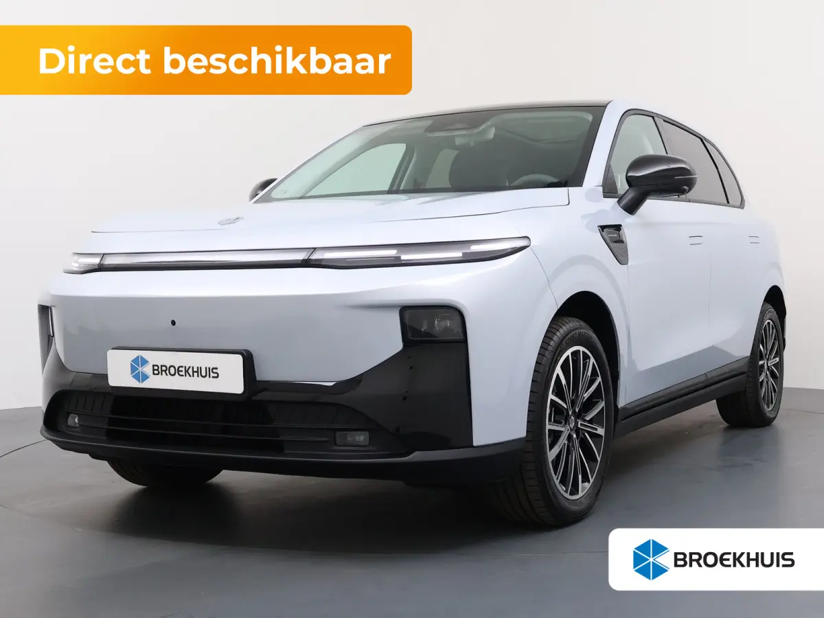 Design ProMax 67.1 kWh | €1000,- korting !! | Vanaf €499,- Private Lease per maand ! | Panoramadak | Carplay | Achteruitrijcamera | 18" Lichtmetalen Velgen | Adaptieve cruise control | P