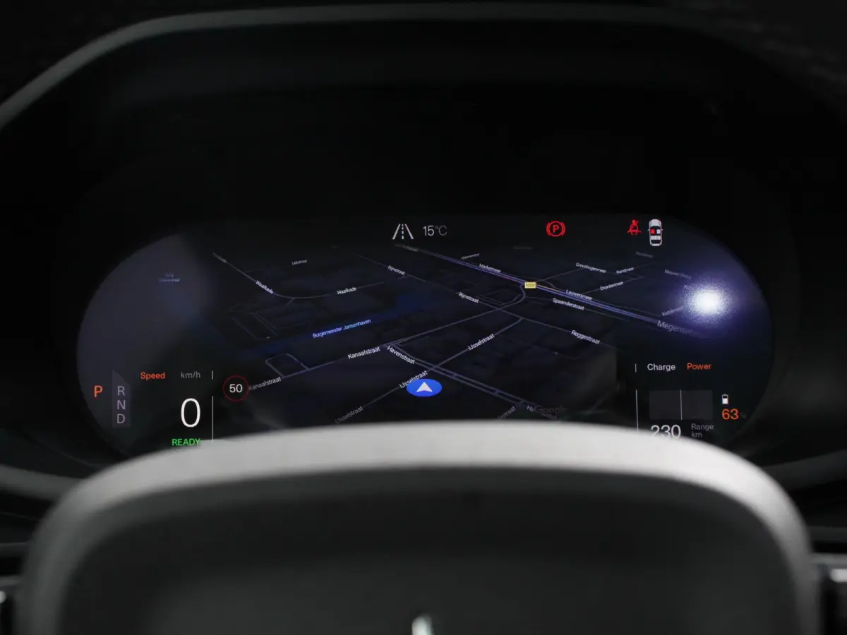Long Range Dual Motor 408pk Launch Edition 78kWh SOH 93.6% Climate control Cruise control Panoramadak Parkeersensoren + Camera Voorstoelen verwarmd Apple Carplay/ Android Auto