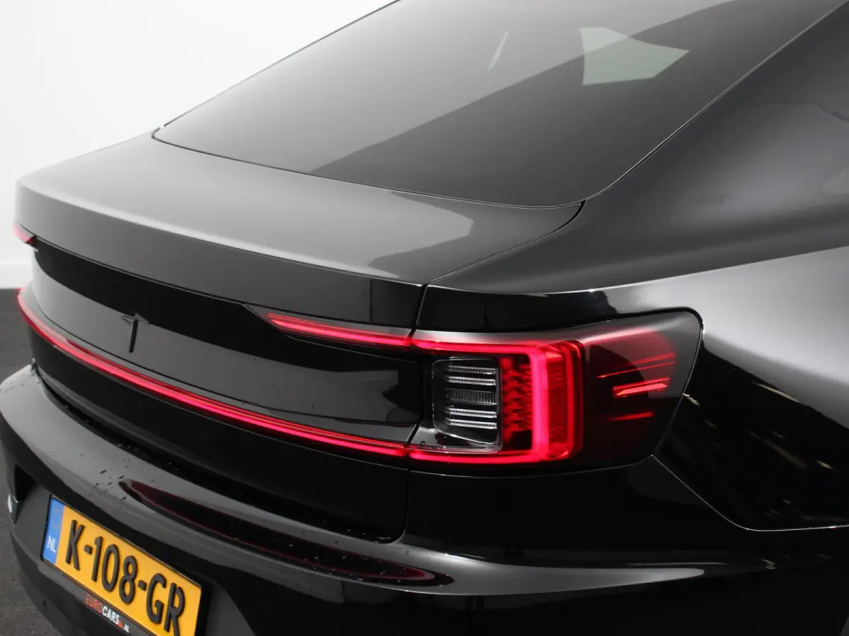 Long Range Dual Motor 408pk Launch Edition 78kWh SOH 93.6% Climate control Cruise control Panoramadak Parkeersensoren + Camera Voorstoelen verwarmd Apple Carplay/ Android Auto