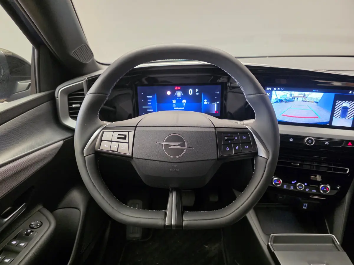 Edition Climate Control | Digitaal Dashboard | 17" Lichtmetaal | Carplay | Cruise | Parkeersensoren Achter | Apple Carplay/Android Auto|telefoonintegratie premium | Connected services | Crui