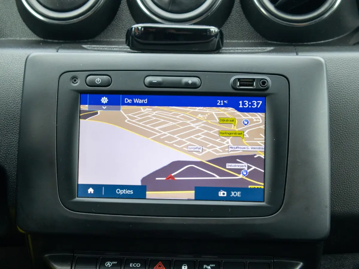 1.0 TCe Bi-Fuel Comfort Camera Sidebars Navi