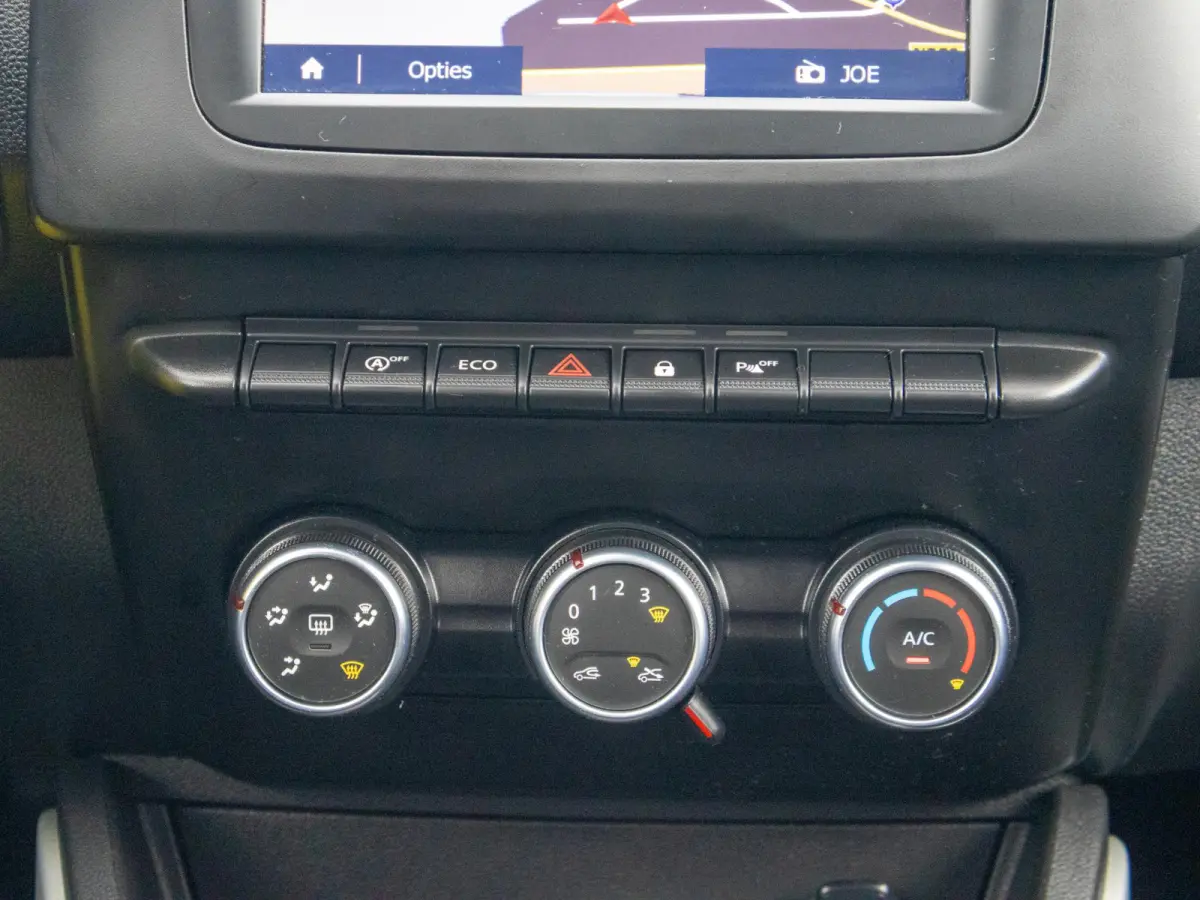 1.0 TCe Bi-Fuel Comfort Camera Sidebars Navi