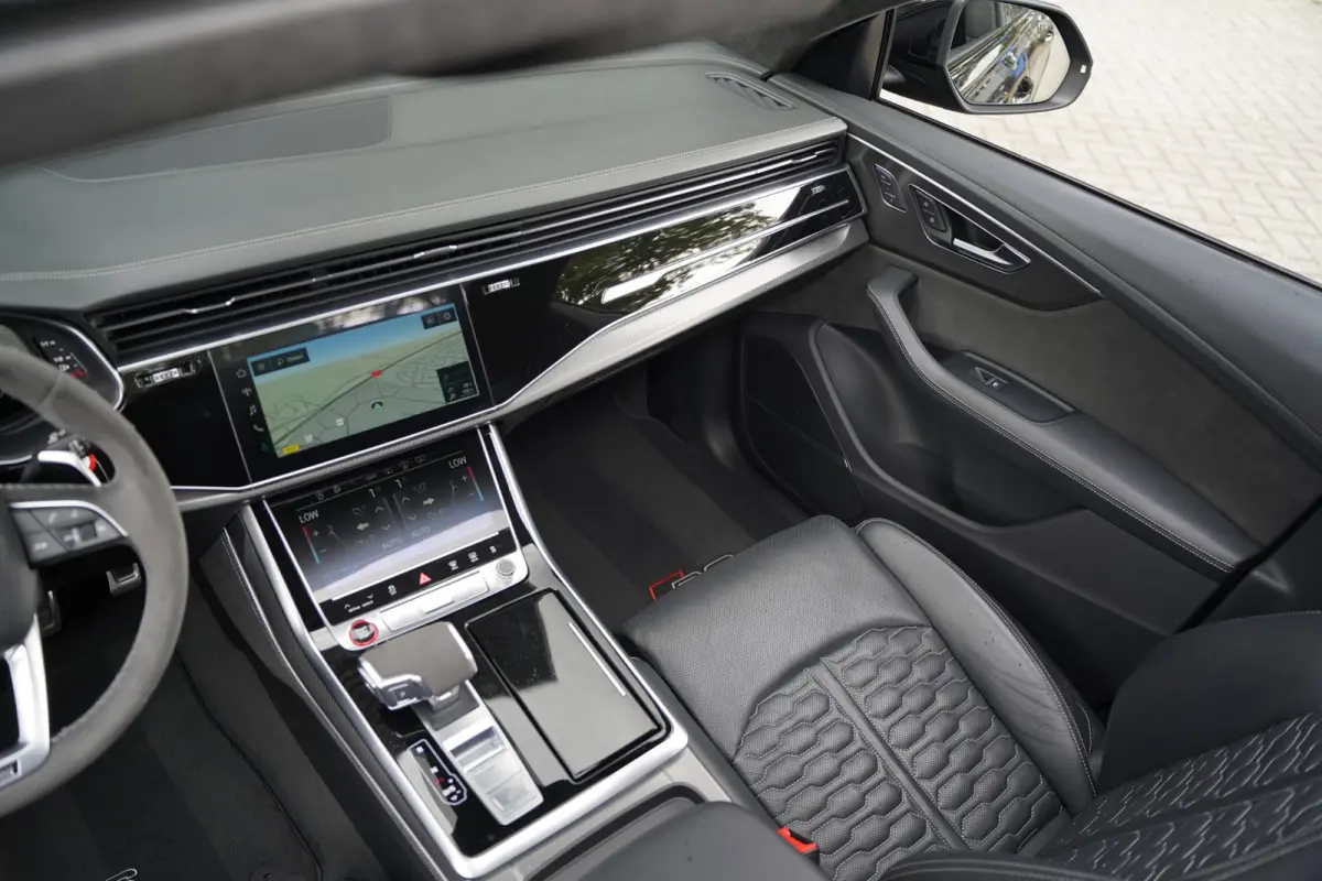 RSQ8 4.0 TFSI RS quattro Pano Ceramic Leder B&O 360Cam Softclose Alcantara Roof Trekhaak