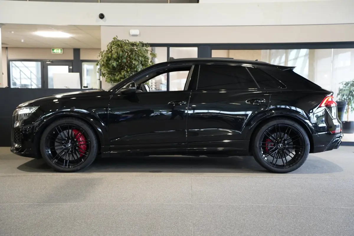 RSQ8 4.0 TFSI RS quattro Pano Ceramic Leder B&O 360Cam Softclose Alcantara Roof Trekhaak