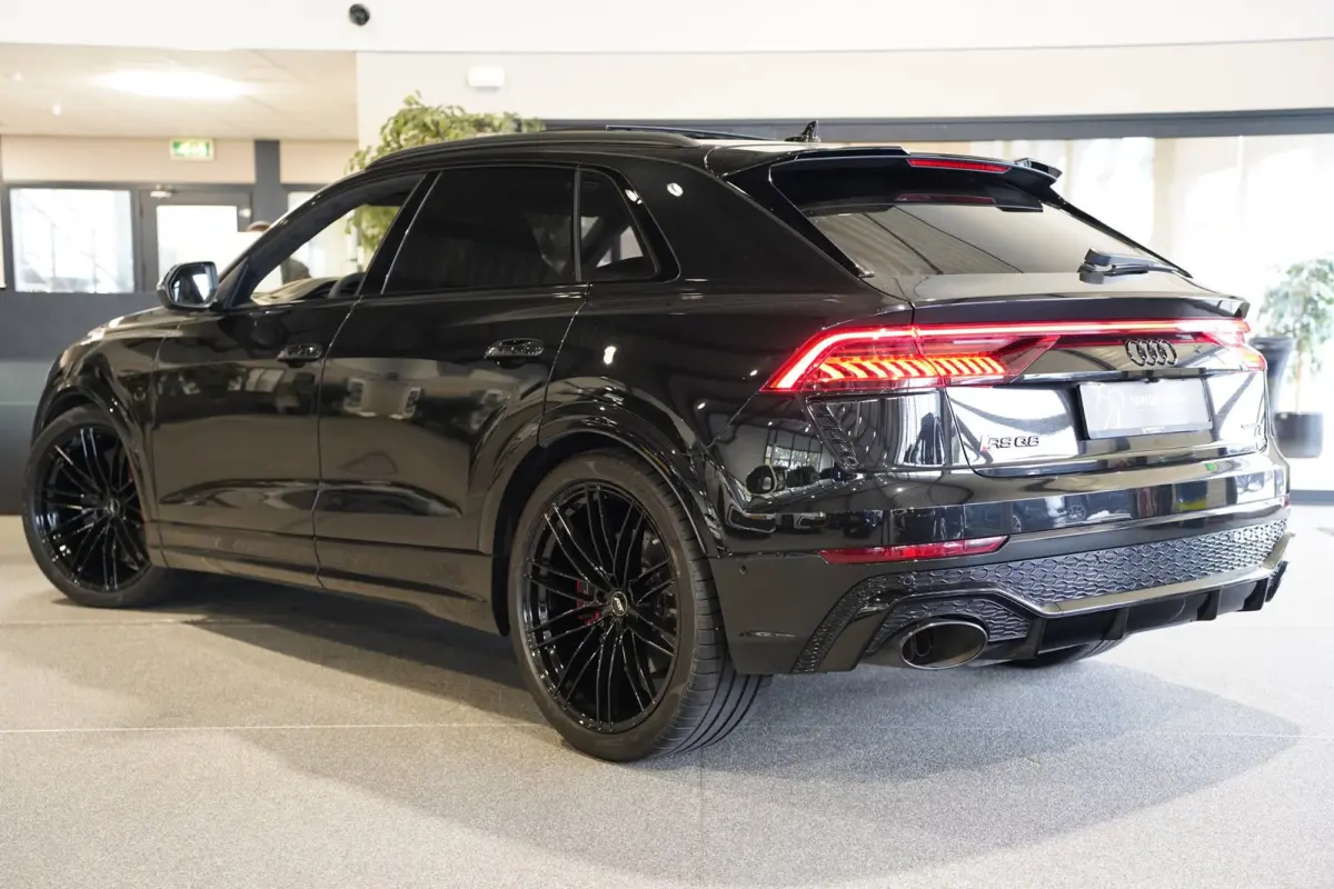 RSQ8 4.0 TFSI RS quattro Pano Ceramic Leder B&O 360Cam Softclose Alcantara Roof Trekhaak