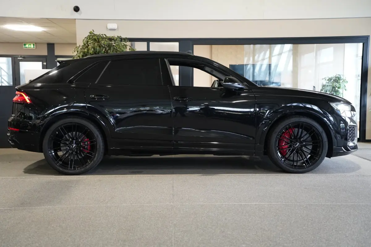 RSQ8 4.0 TFSI RS quattro Pano Ceramic Leder B&O 360Cam Softclose Alcantara Roof Trekhaak