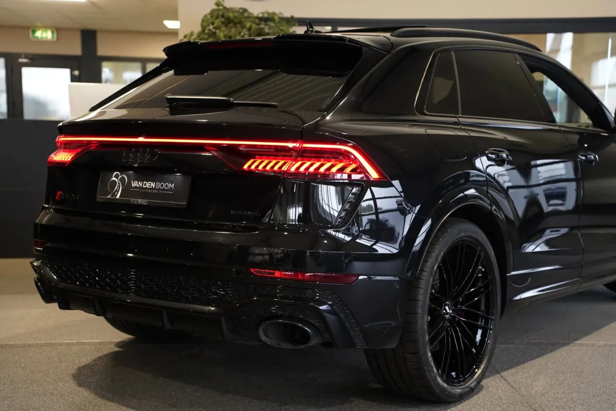 RSQ8 4.0 TFSI RS quattro Pano Ceramic Leder B&O 360Cam Softclose Alcantara Roof Trekhaak