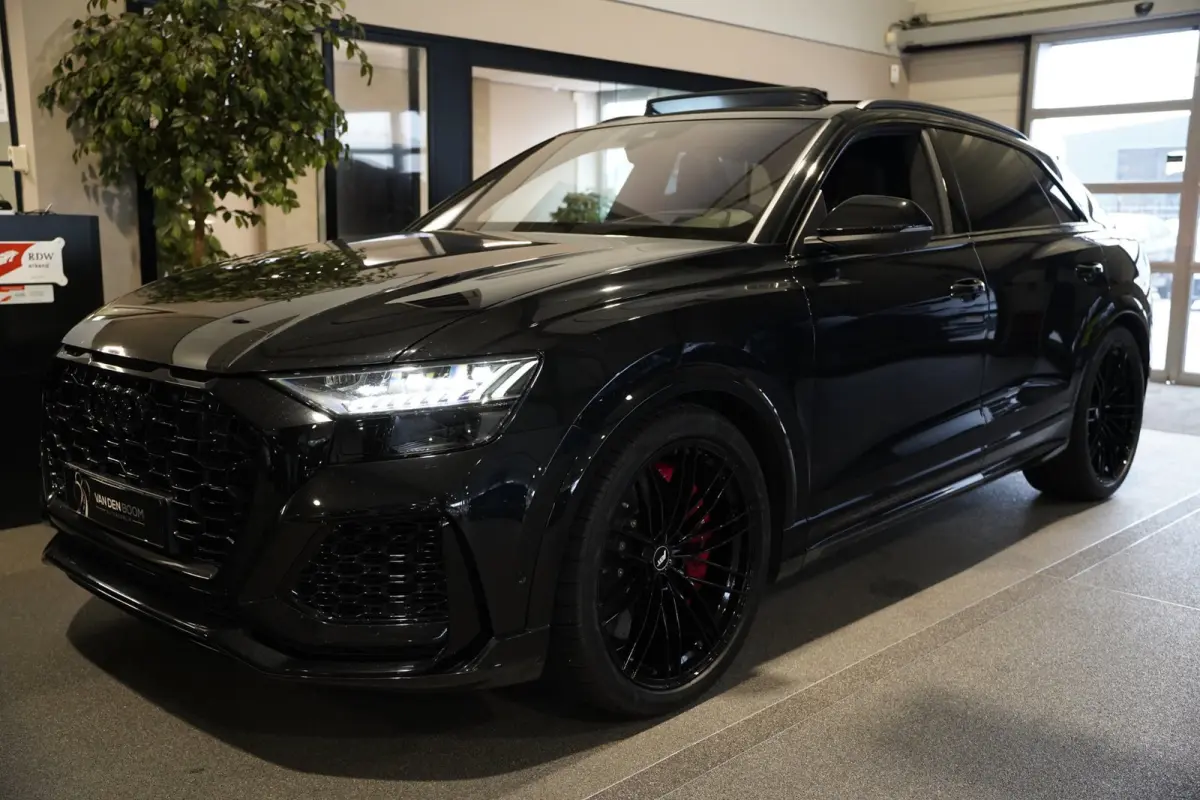 RSQ8 4.0 TFSI RS quattro Pano Ceramic Leder B&O 360Cam Softclose Alcantara Roof Trekhaak
