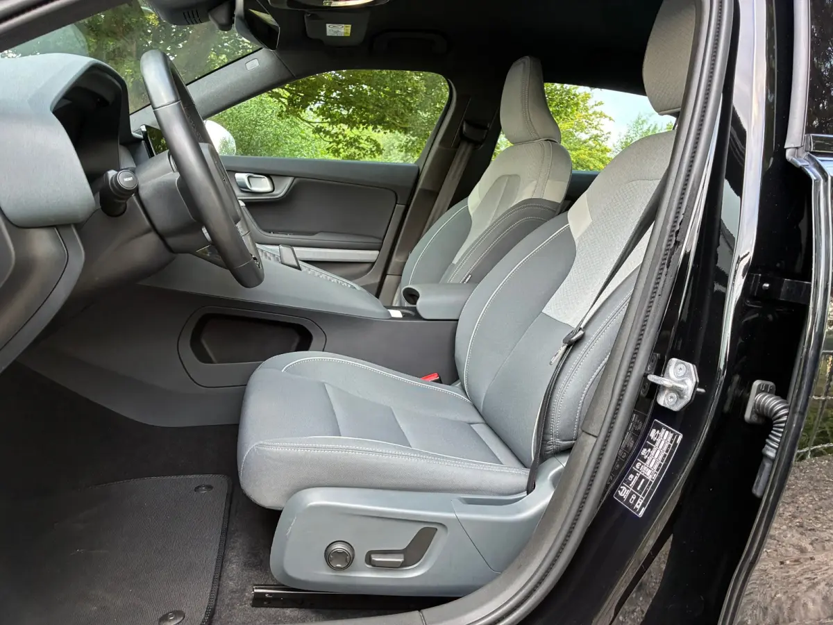 Standard Range Single Motor 63kWh | 90% Soh + Carplay + Camera Nu € 17.975,-!!!