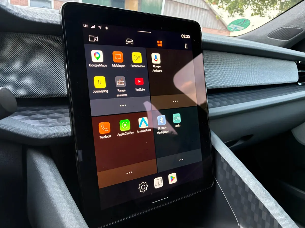 Standard Range Single Motor 63kWh | 90% Soh + Carplay + Camera Nu € 17.975,-!!!