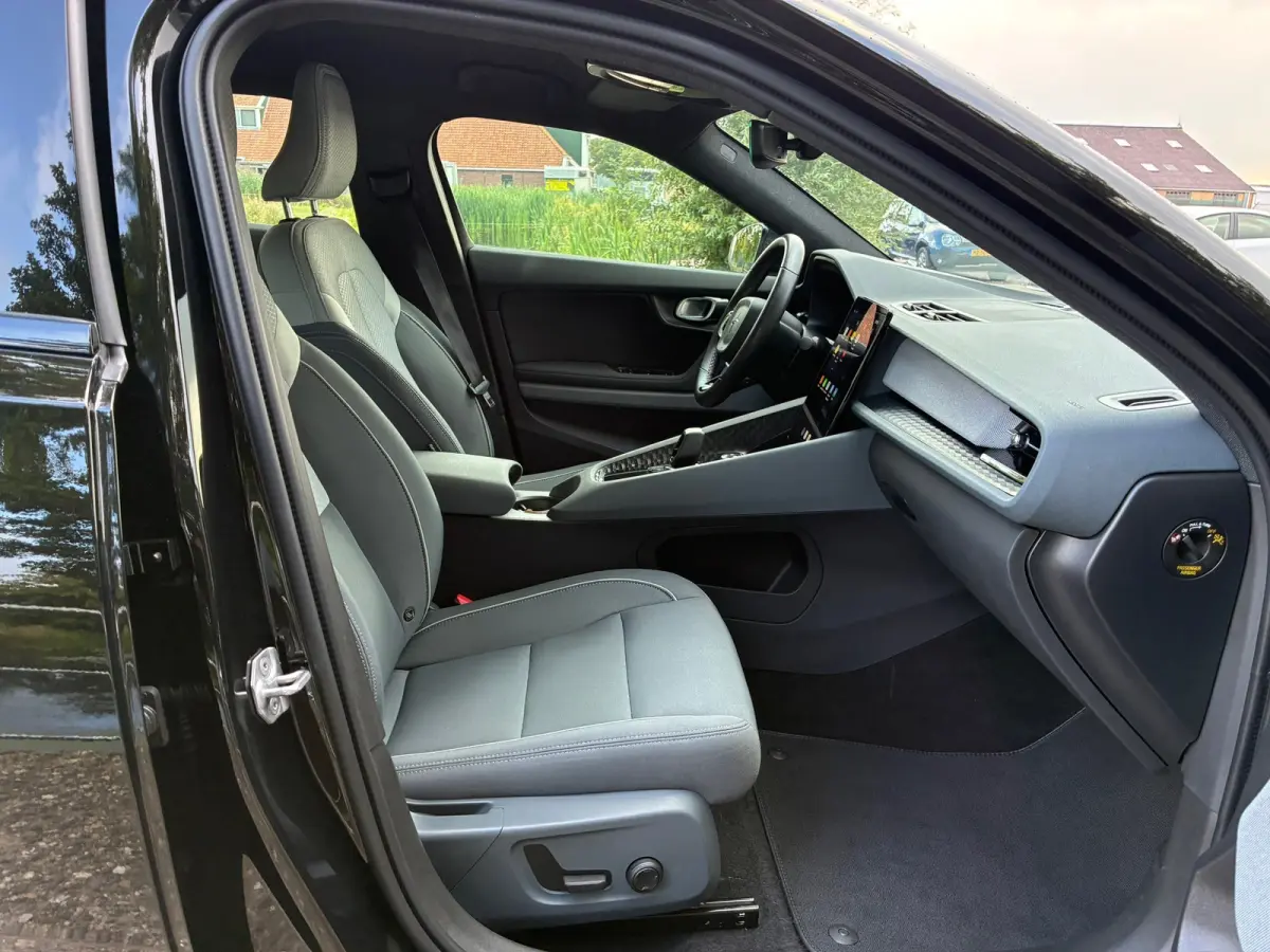 Standard Range Single Motor 63kWh | 90% Soh + Carplay + Camera Nu € 17.975,-!!!