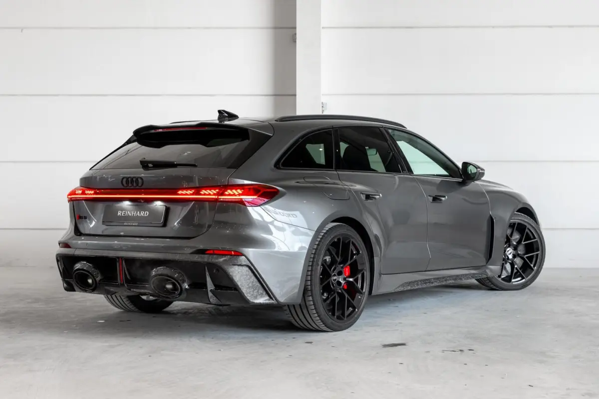 Avant RS 5 quattro