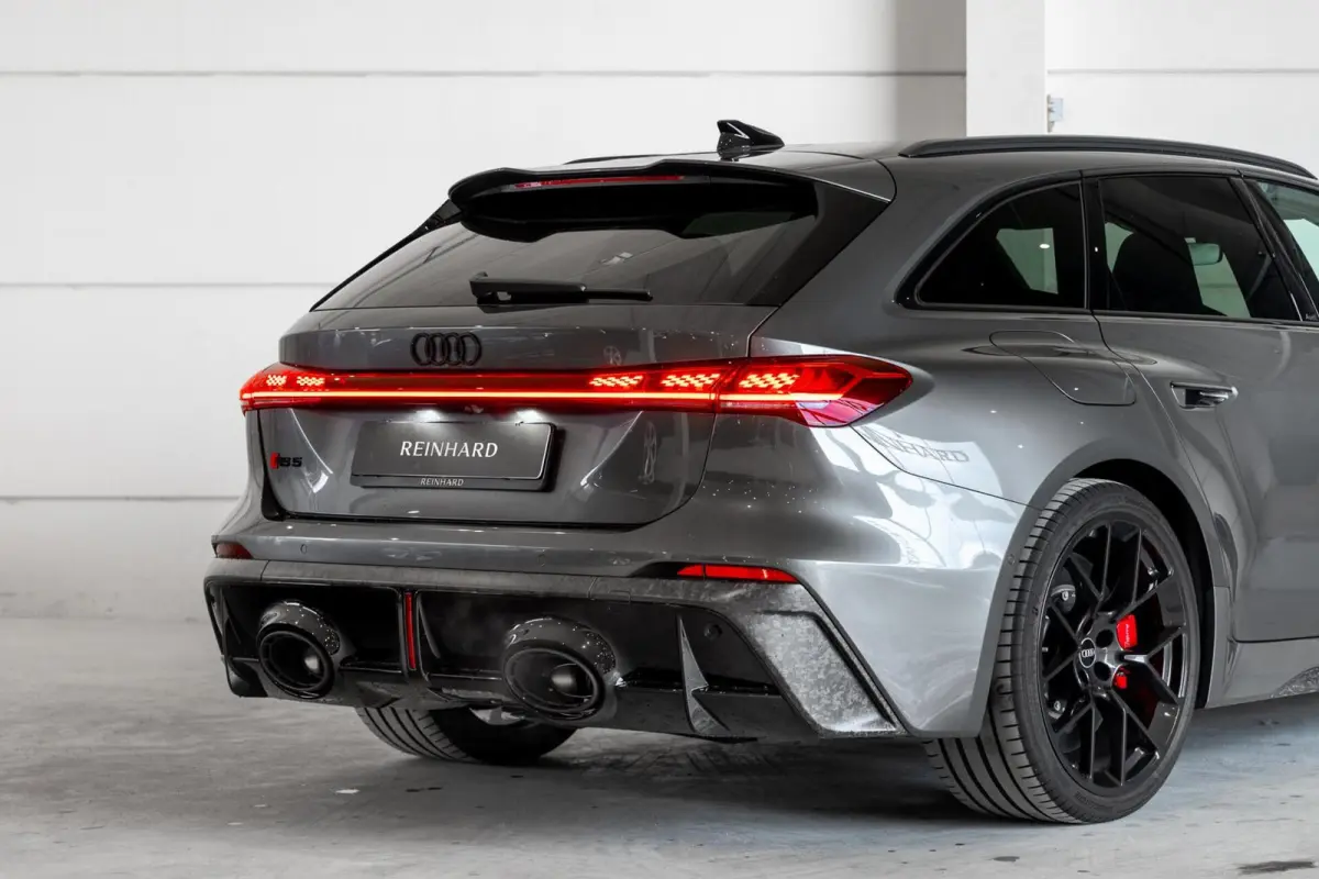 Avant RS 5 quattro