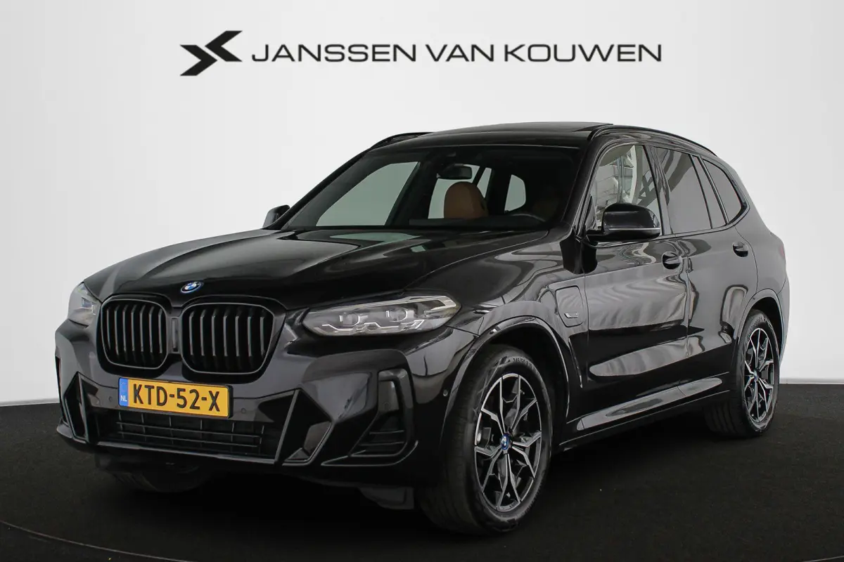 xDrive30e M Sport Panoramadak Stuur-Stoelverwarming HiFi Camera