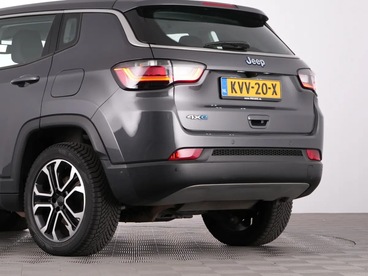 4xe 190 Plug-in Hybrid Altitude | CARPLAY | ECC | PDC | Half LEDER !