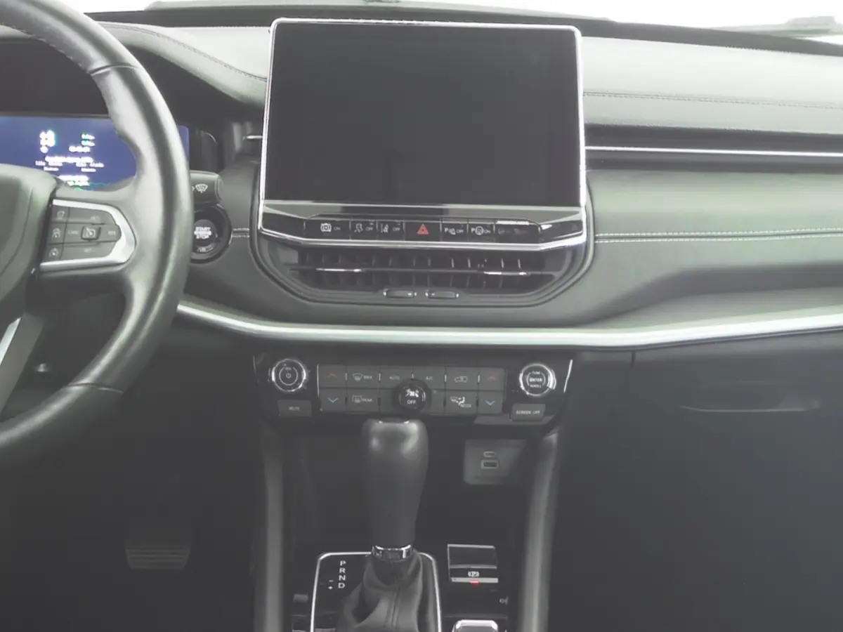 4xe 190 Plug-in Hybrid Altitude | CARPLAY | ECC | PDC | Half LEDER !