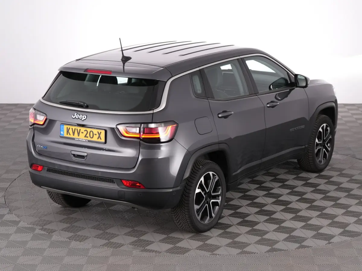 4xe 190 Plug-in Hybrid Altitude | CARPLAY | ECC | PDC | Half LEDER !