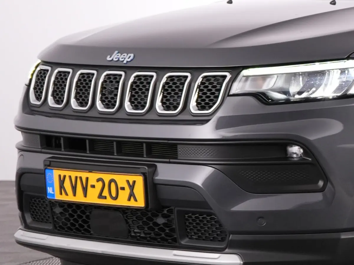 4xe 190 Plug-in Hybrid Altitude | CARPLAY | ECC | PDC | Half LEDER !