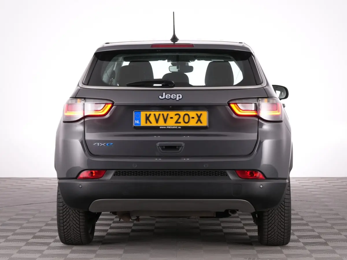 4xe 190 Plug-in Hybrid Altitude | CARPLAY | ECC | PDC | Half LEDER !