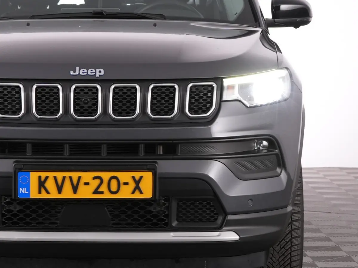 4xe 190 Plug-in Hybrid Altitude | CARPLAY | ECC | PDC | Half LEDER !