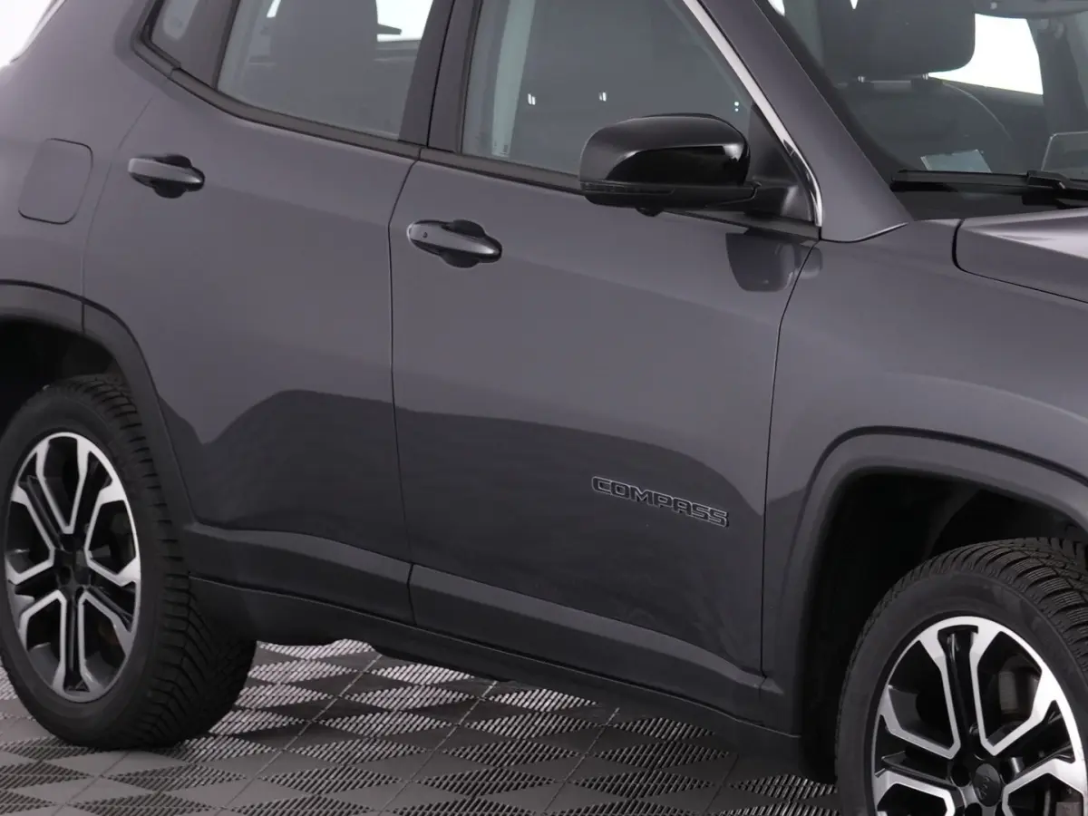 4xe 190 Plug-in Hybrid Altitude | CARPLAY | ECC | PDC | Half LEDER !