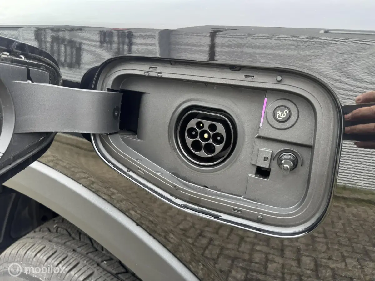 2.3 PHEV Wildtrak
