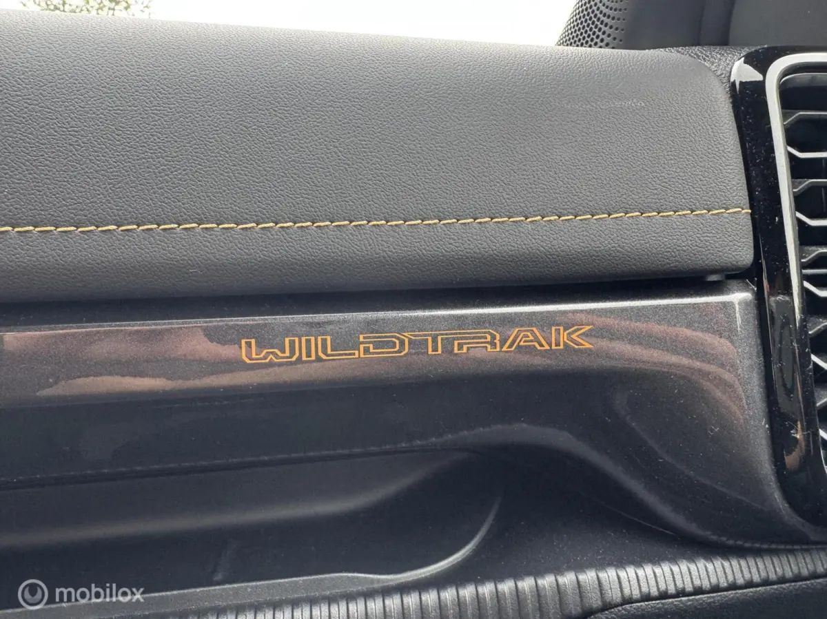 2.3 PHEV Wildtrak