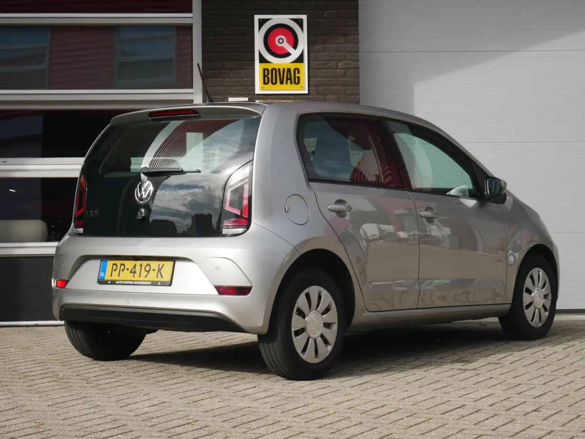 Up! 1.0 BMT high up! 85PK Cruise| BT| Camera| NL Auto