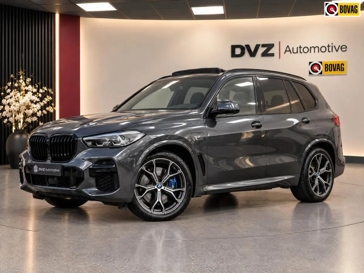 XDrive45e High Executive M-Sport | SOH 100% | Skylounge | Active Steering | Ventilatie | BTW
