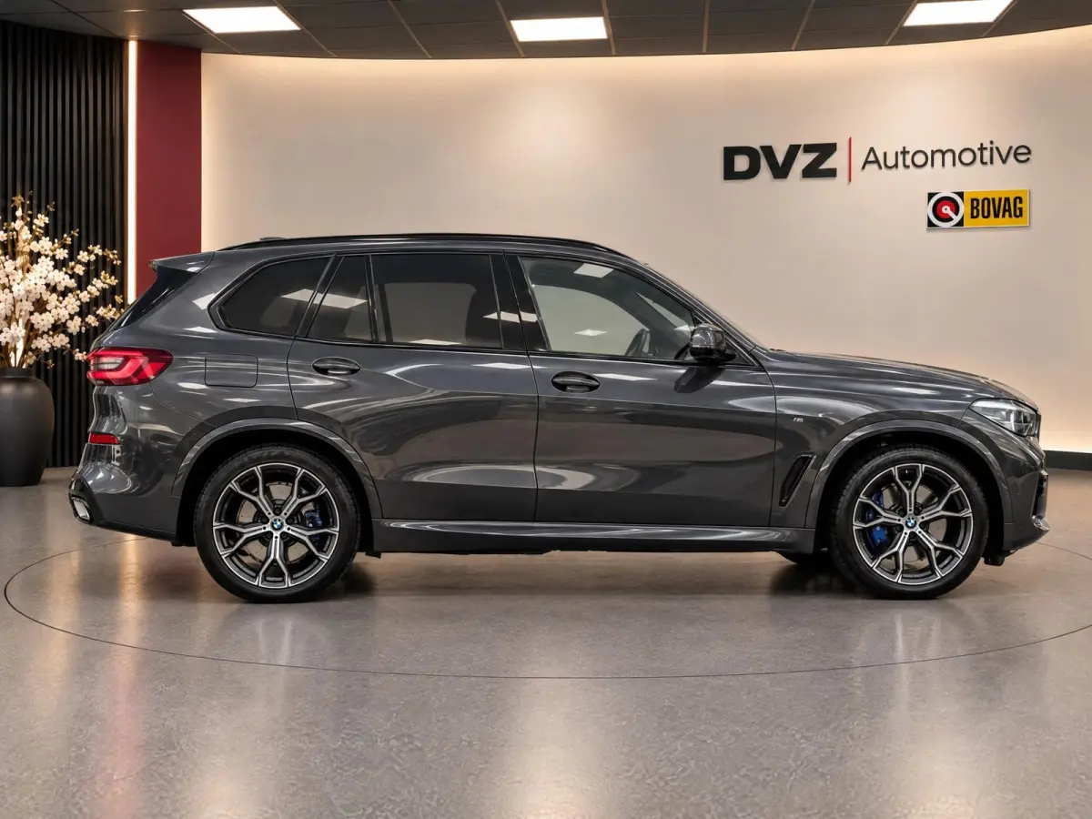 XDrive45e High Executive M-Sport | SOH 100% | Skylounge | Active Steering | Ventilatie | BTW